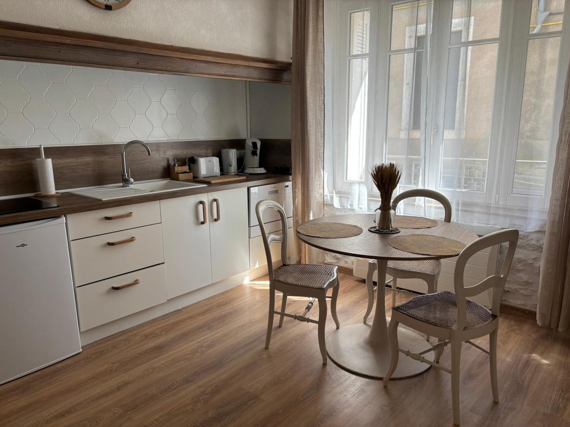 Apartment Couleur Des Champs Avec Exterieur - 15 Mn A Pied De La Cite *